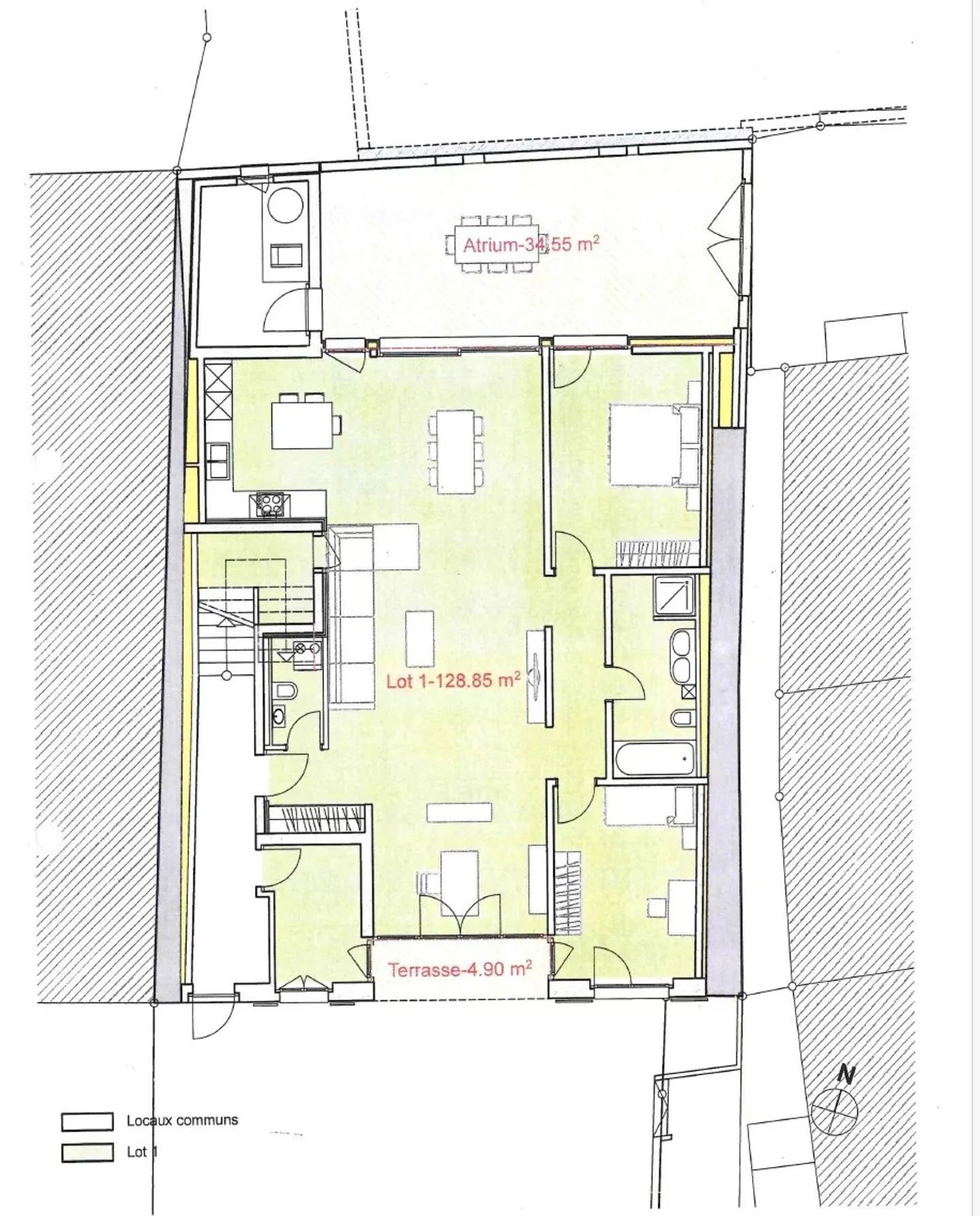 Spacious Apartment with Terraces - Photo 15 of 15