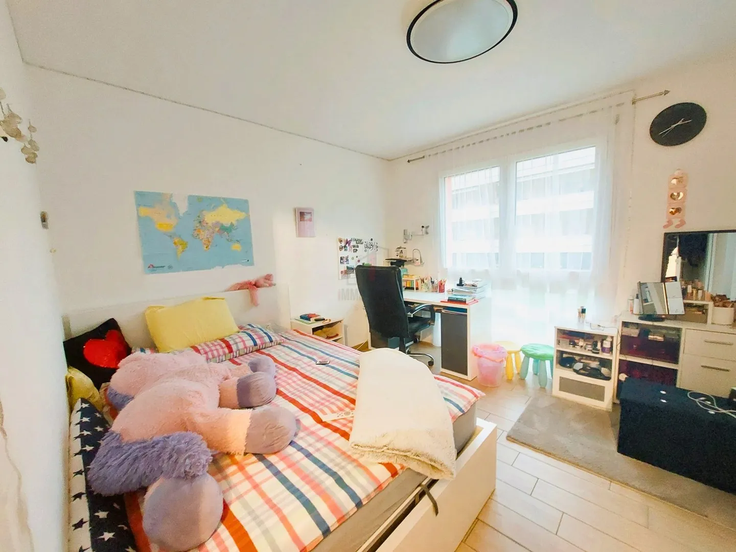 BRIGHT APARTMENT WITH PRIVATE GARDEN - Photo 4 of 8