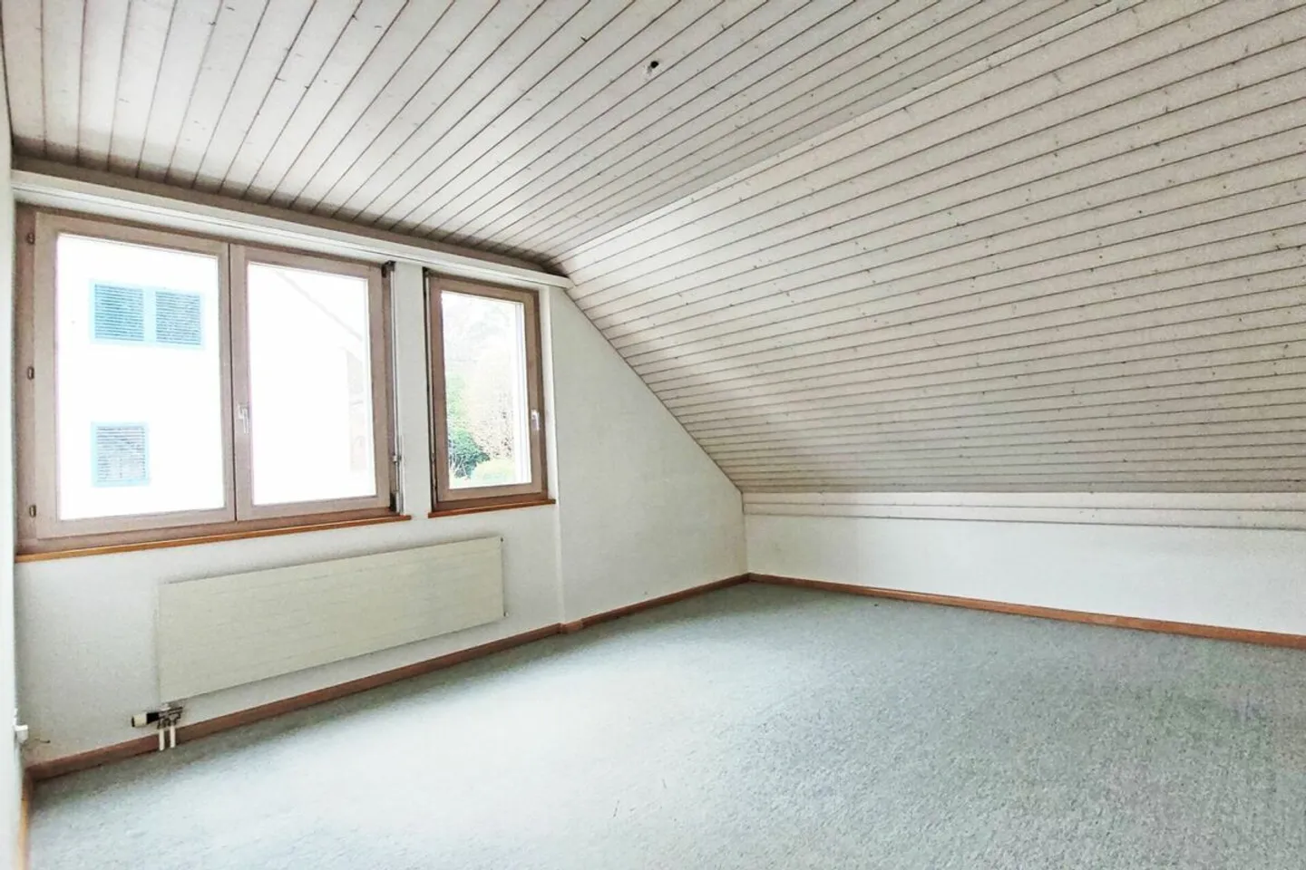 Living with Space, Light, and Privacy - Photo 15 of 18