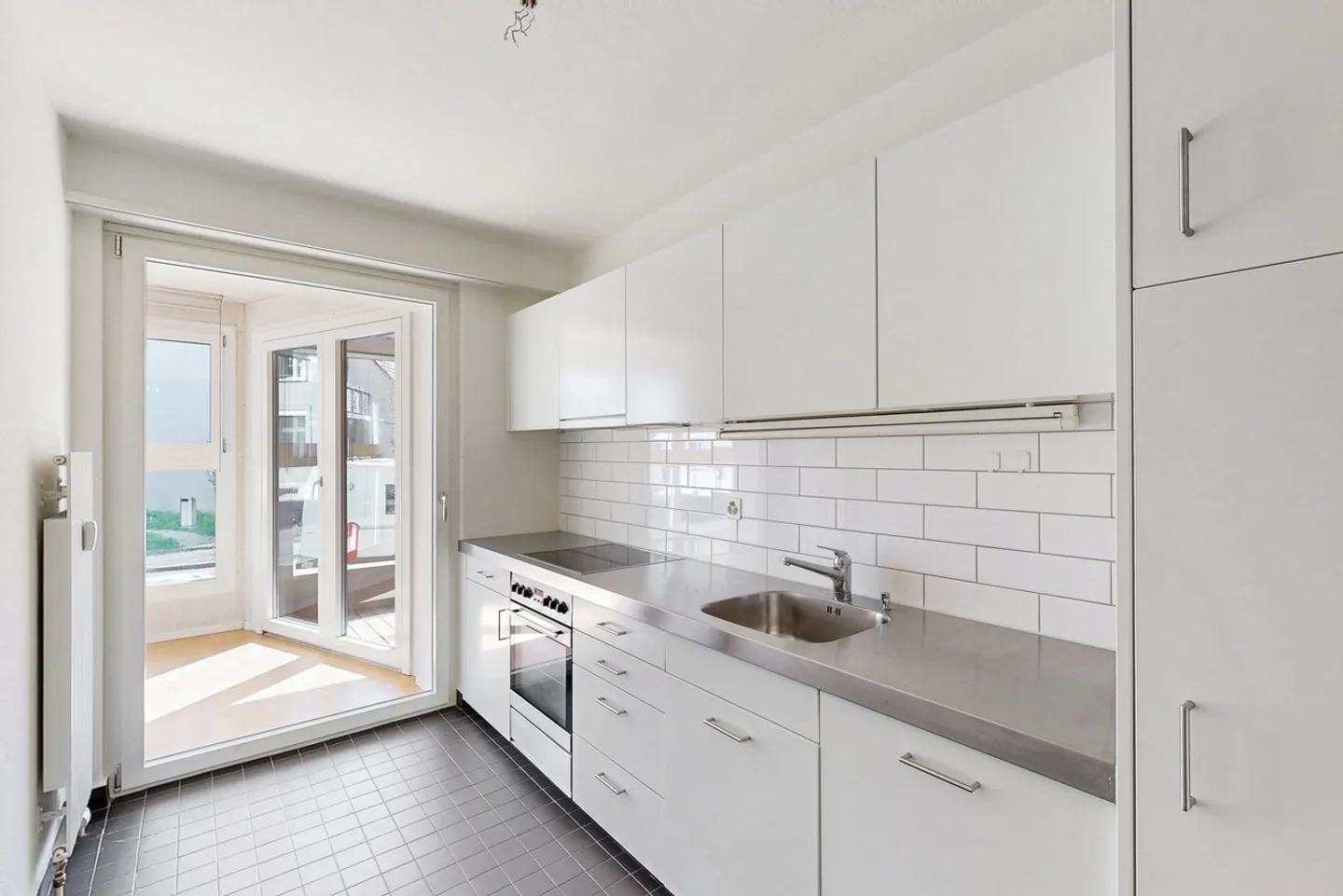 Vivere comodamente vicino a Kronenplatz - Foto 5 di 8