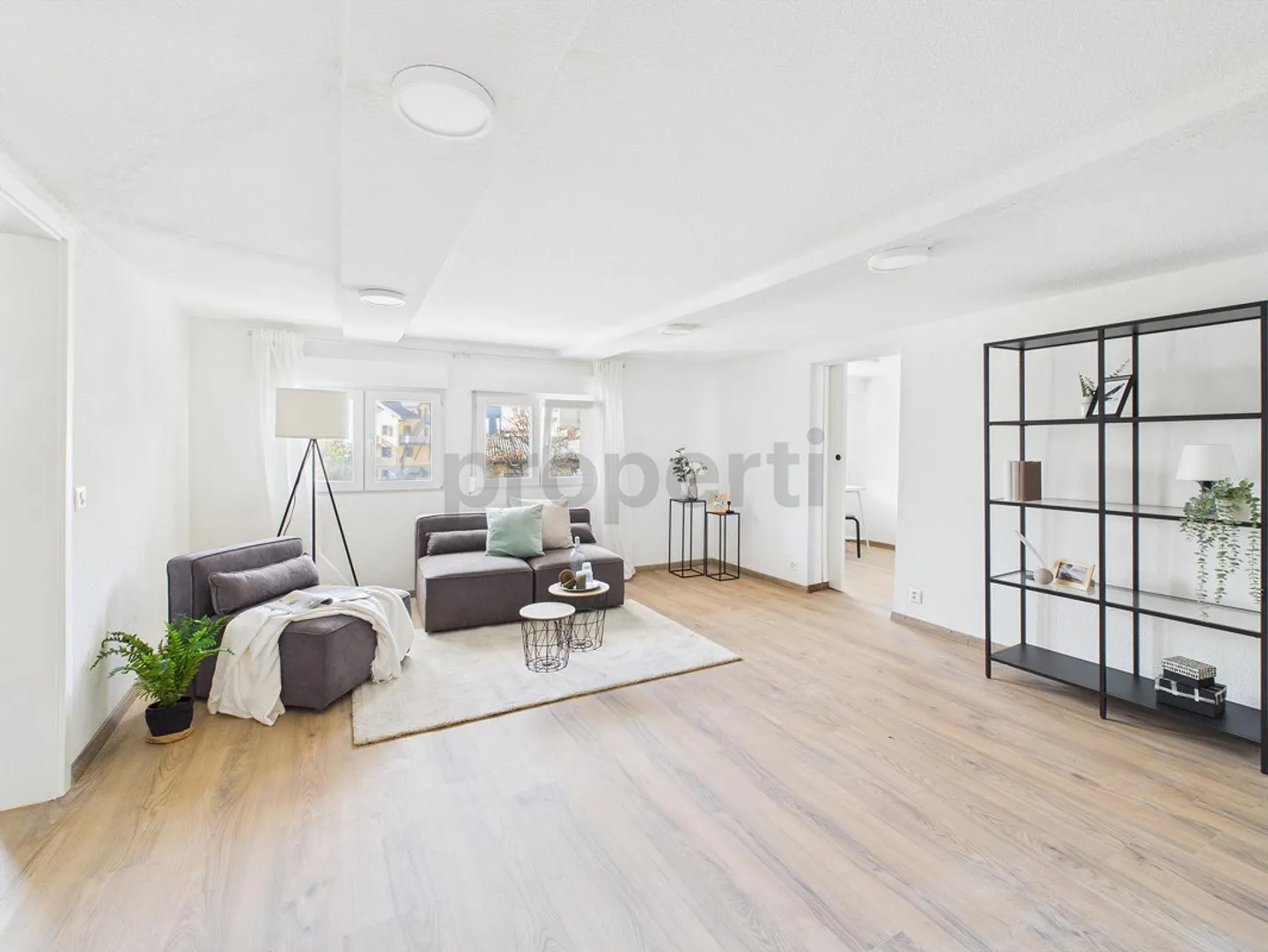 Charmante 4.5-Zimmer-Wohnung in historischem Gebäude in Steg VS - Foto 1 von 15