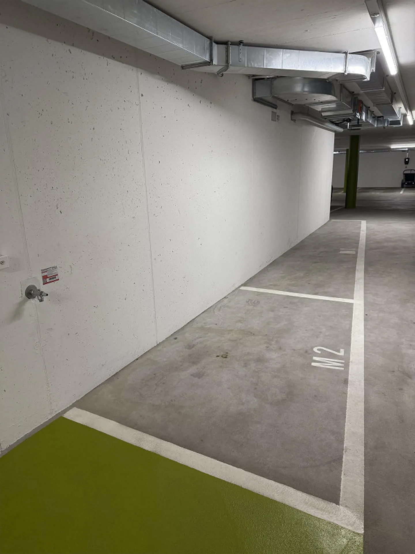 Sécurisez une place de parking dans le garage souterrain - situé au centre d'Egolzwil - Photo 2 sur 7