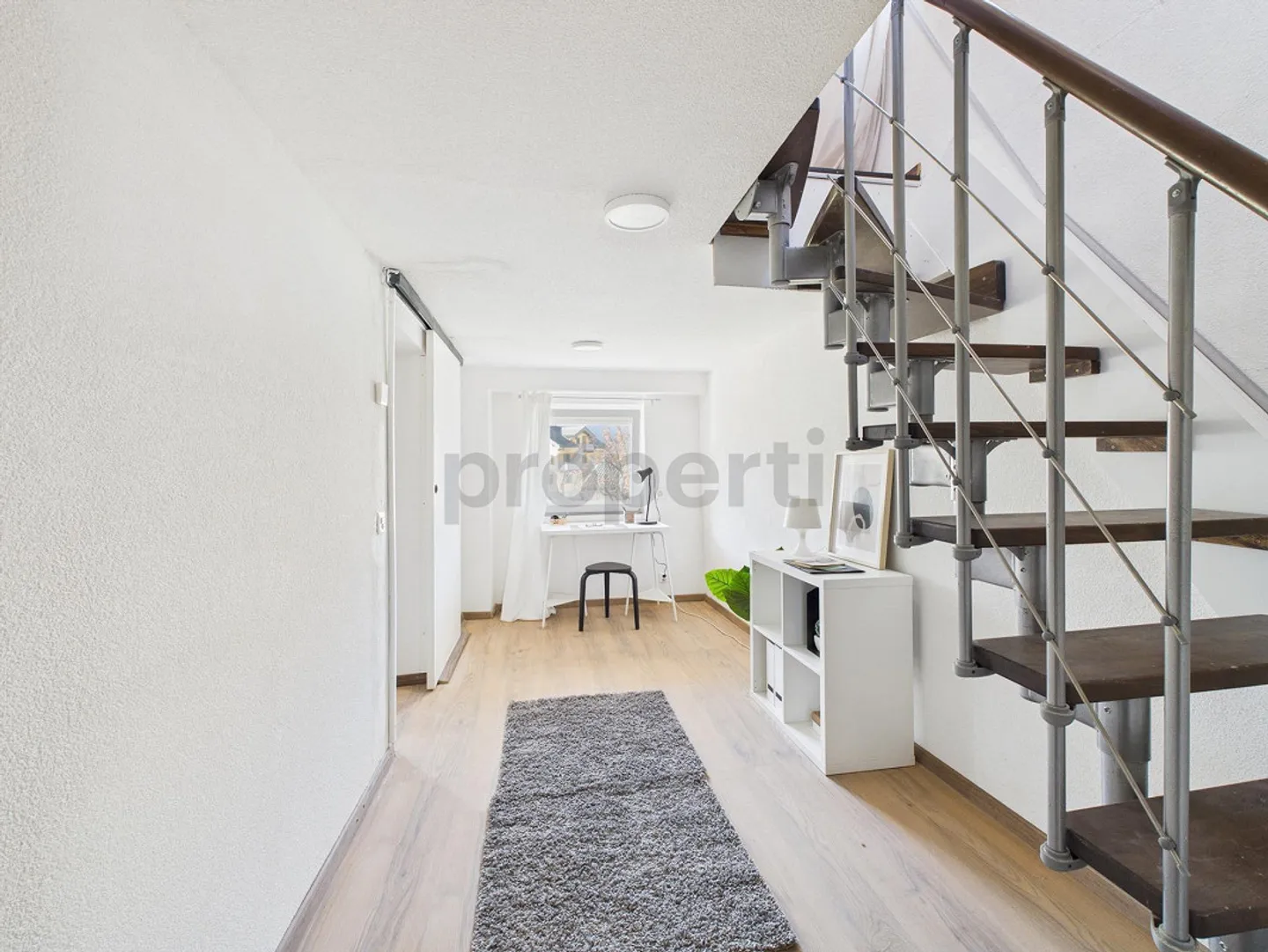 Charmante 4.5-Zimmer-Wohnung in historischem Gebäude in Steg VS - Foto 14 von 15