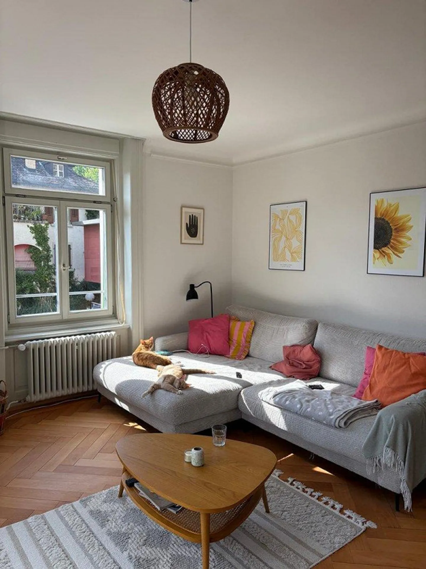 Charming 2.5-room apartment with balcony and beautiful view in Lucerne - Photo 3 of 11