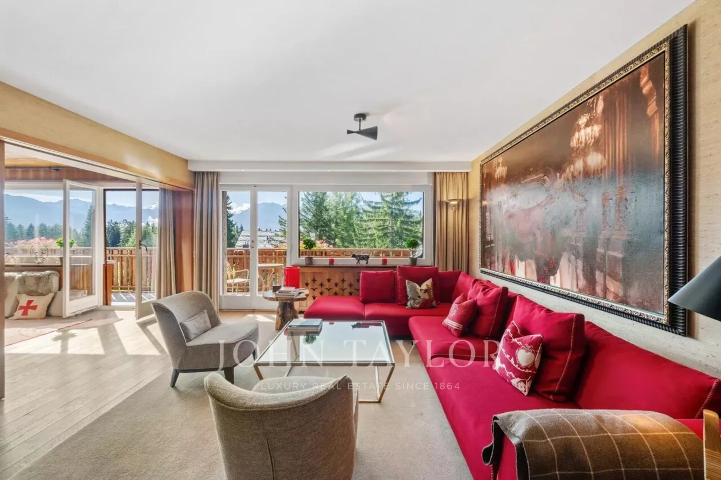 CRANS-MONTANA Near center - Bright 4.5 room apartment + 1 maid's room, magnificent view, balcony, garage. - Photo 2 of 12
