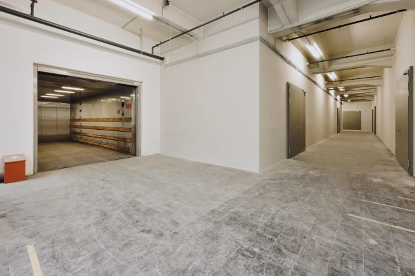 Spazio commerciale a Biberist - Foto 8 di 9