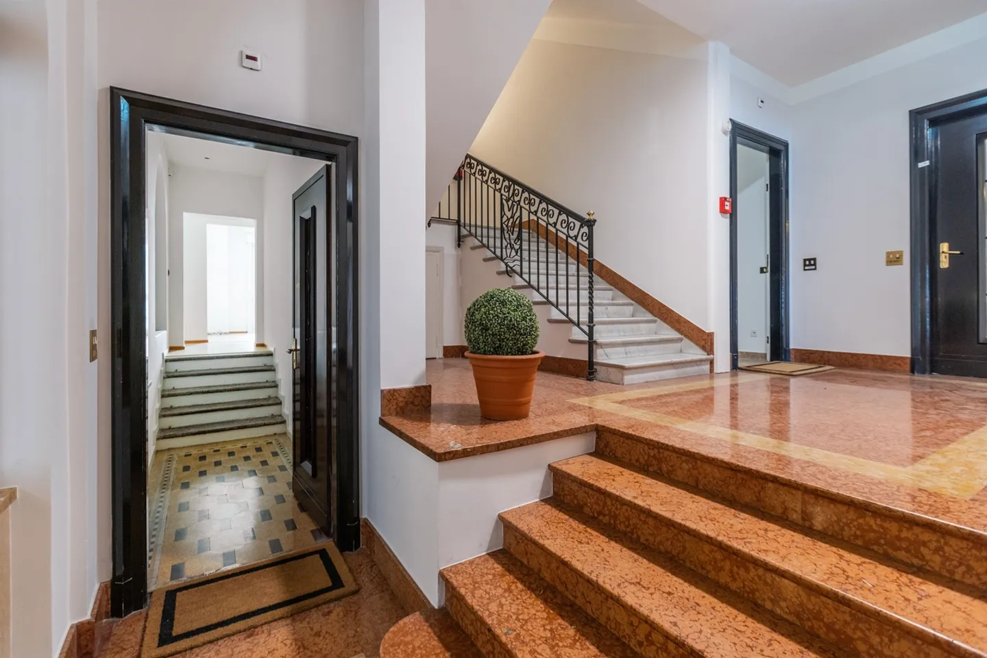 Prestige, Funktionalität und zentrale Lage in einer einzigen Lösung - Foto 9 von 9