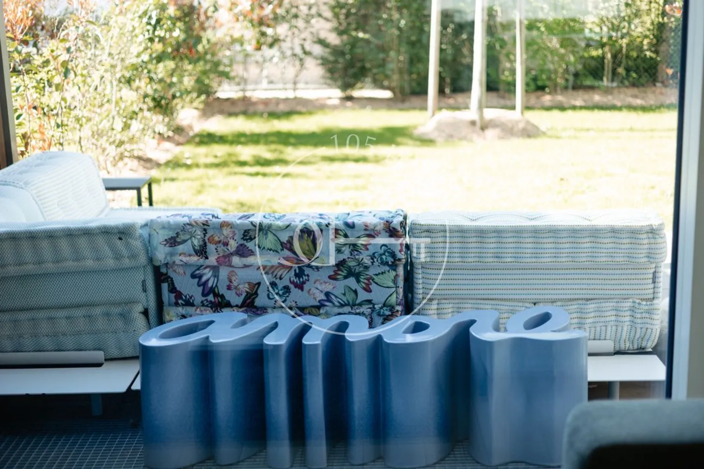 Villa contemporaine avec jardin - Photo 1 sur 11