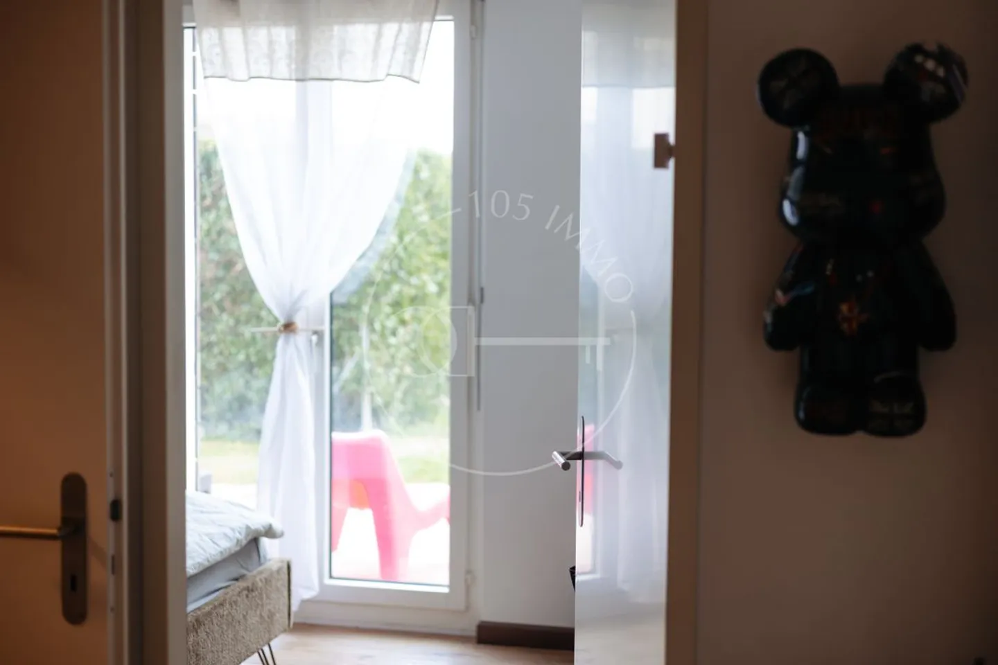 En exclusivité - Charmant appartement avec grand jardin privatif - Photo 5 of 7