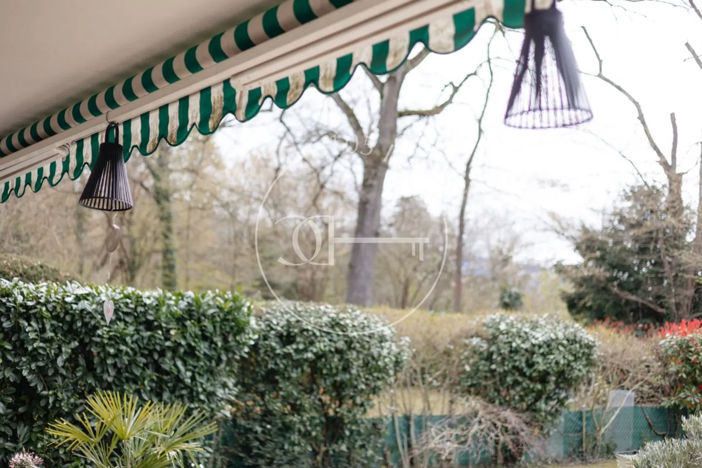 En exclusivité - Charmant appartement avec grand jardin privatif - Photo 2 of 7