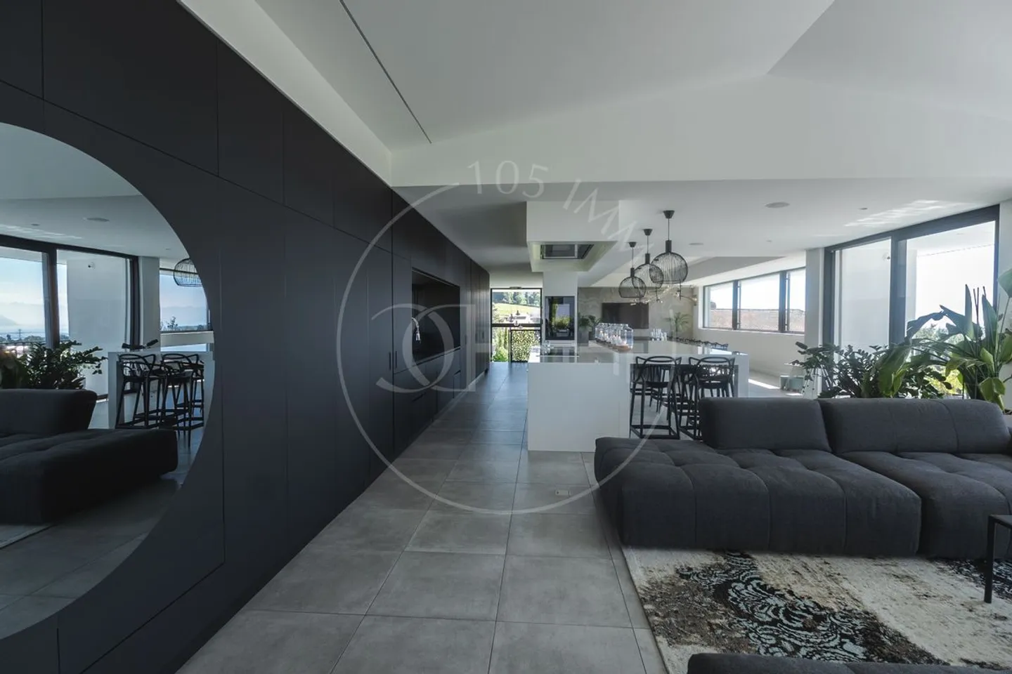 Magnificent villa with lake view - Photo 8 of 10