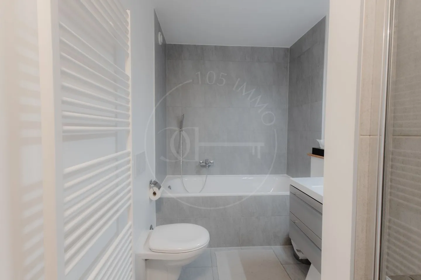 Exclusive - Bright 4-room apartment - Photo 4 of 4
