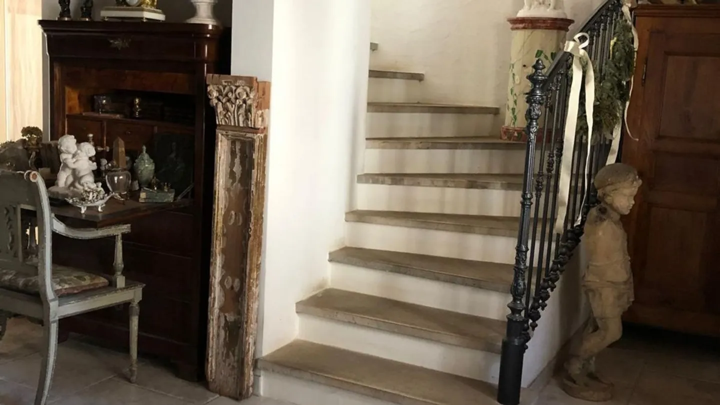Casa di charme ristrutturata in vendita a Givrins - Foto 6 di 8