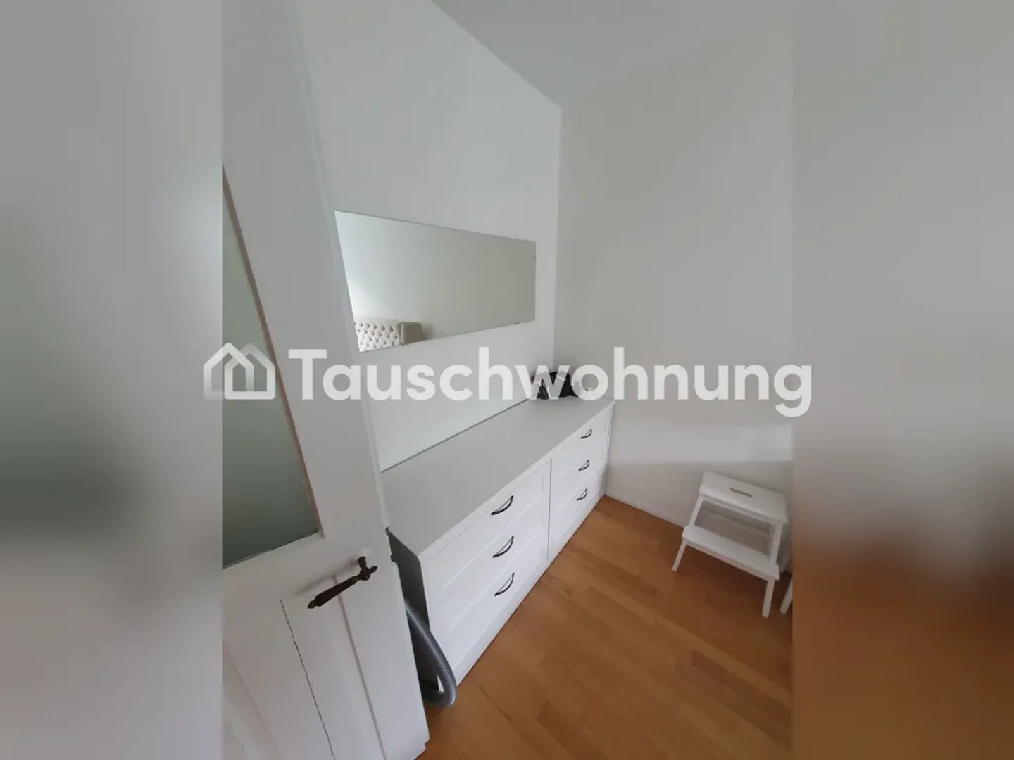 Appartamento 2,5 stanze a Zurigo, quartiere 4 - da scambiare - Foto 2 di 8