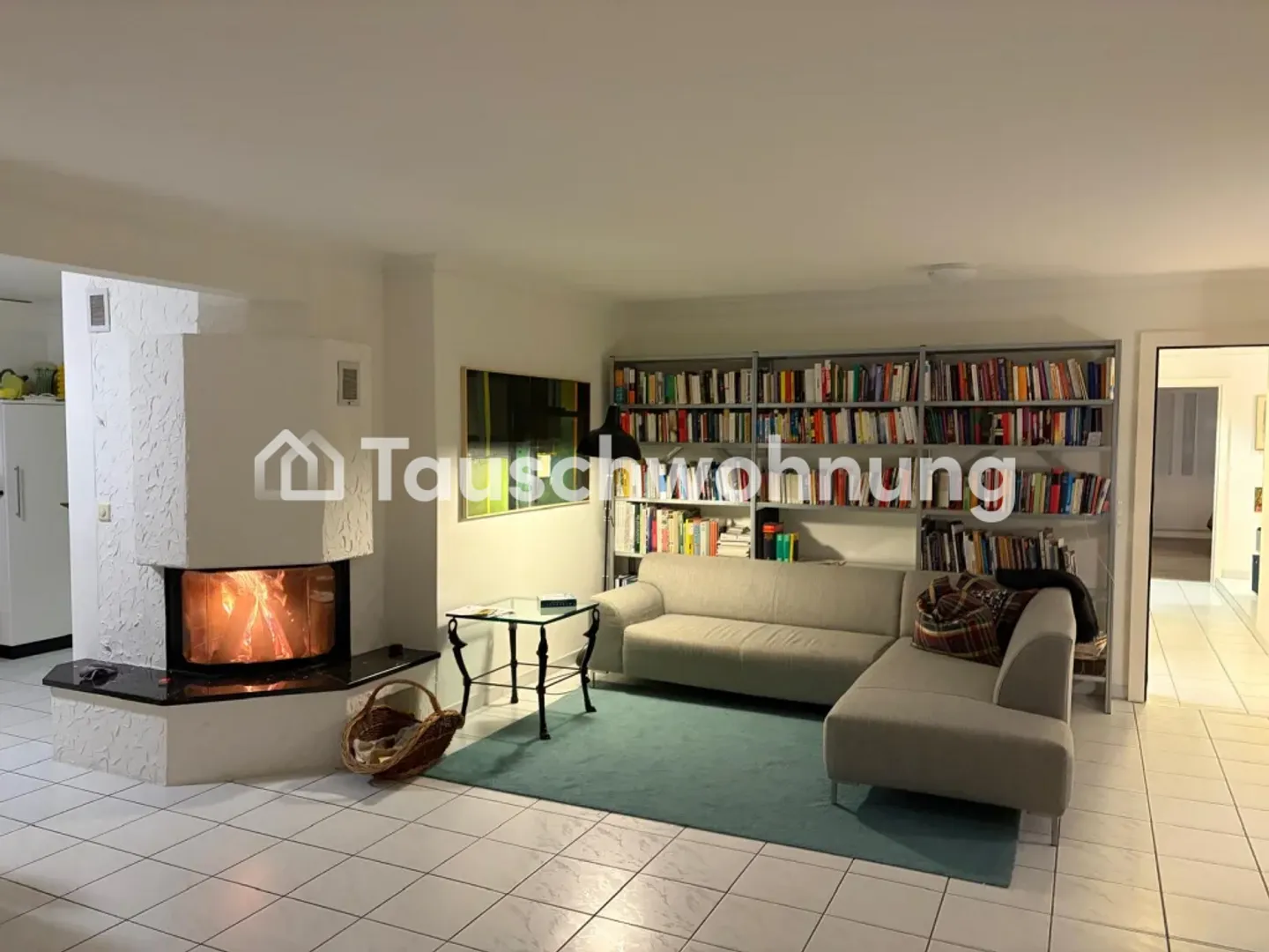 Ampio appartamento di 5,5 stanze con giardino privato e balcone - Foto 1 di 3