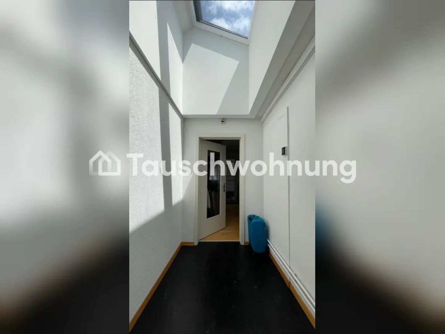 2.5-room apartment in Zurich - Photo 2 of 5