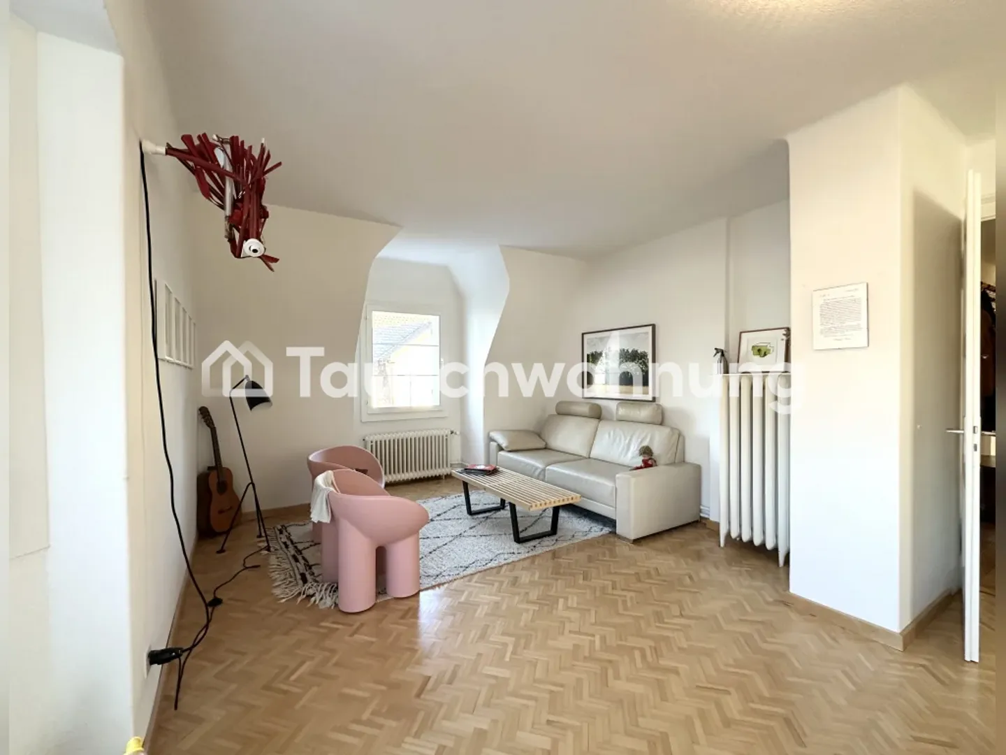 Spacious apartment with studio - Photo 2 of 8