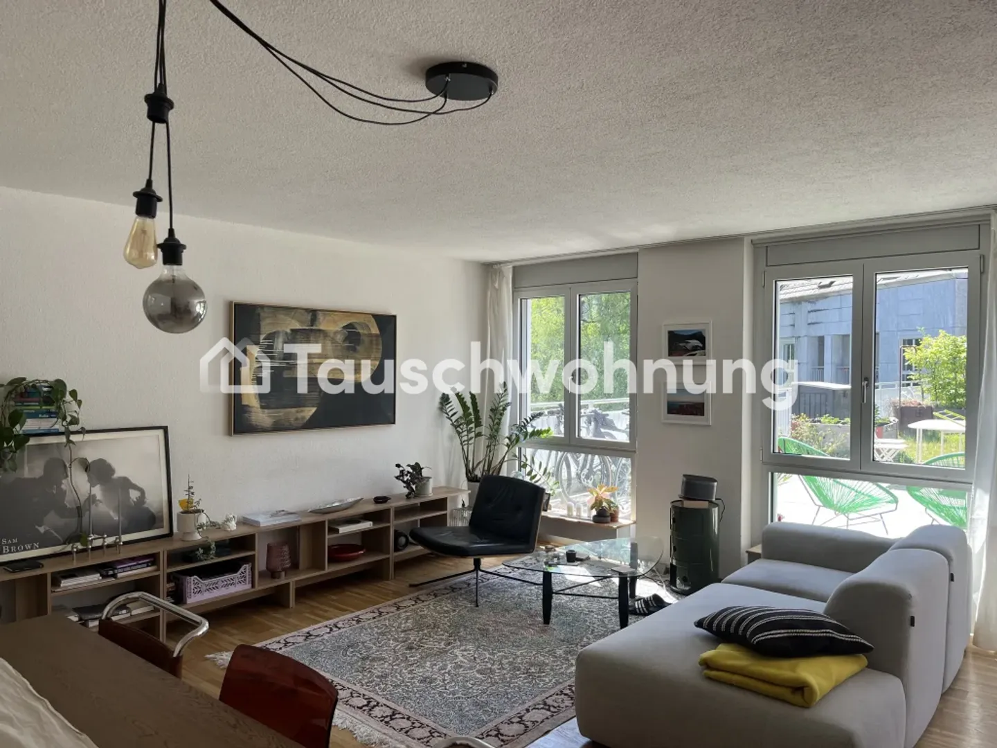 Zurich, District 8: Beautiful Apartment for Exchange - Photo 2 of 6