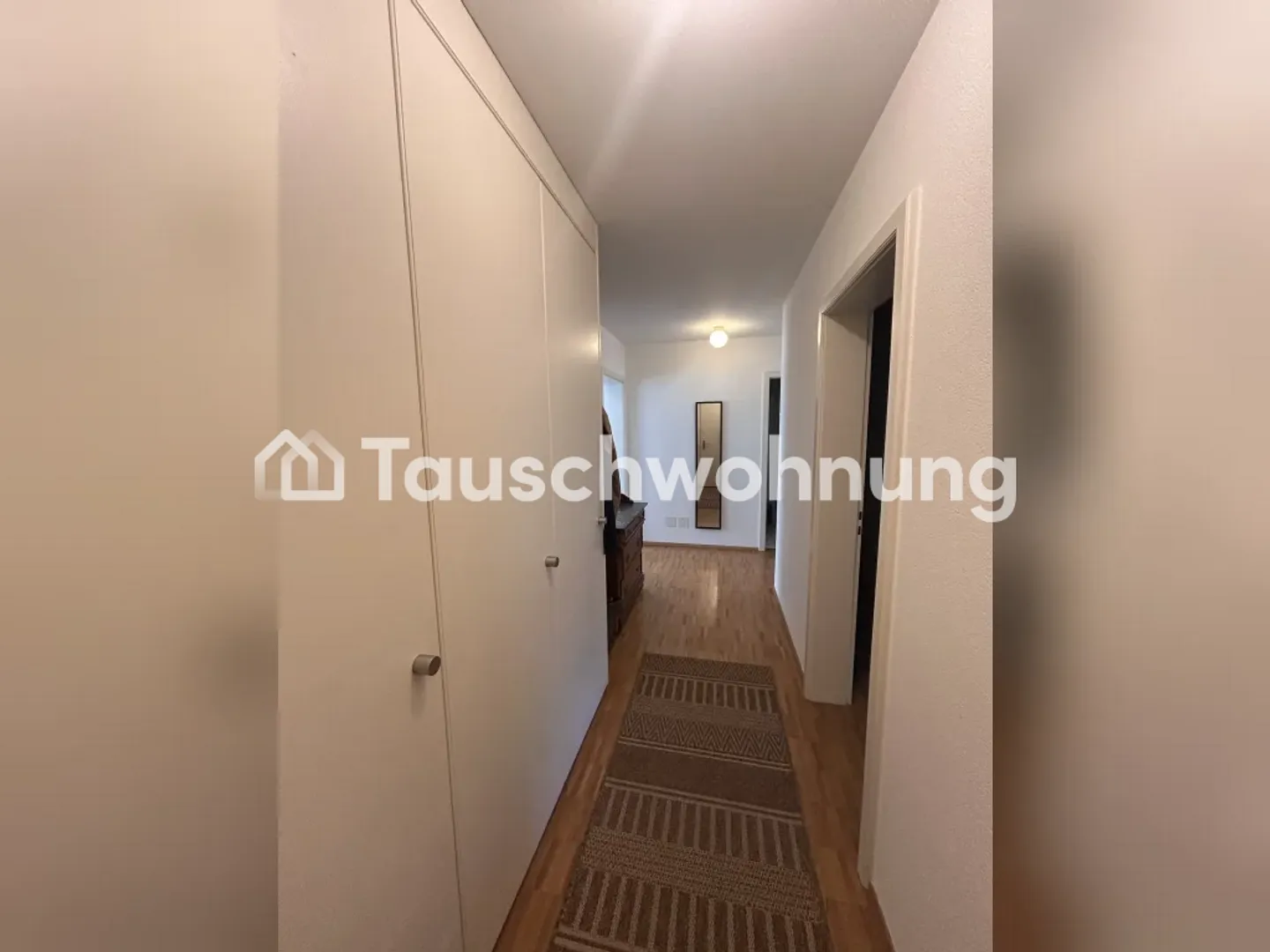 Ideal for singles or couples in Zurich, District 4 - Photo 9 of 10