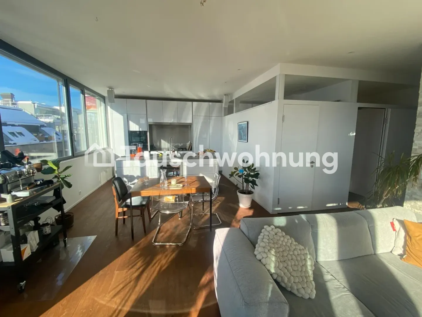 3.5-room apartment in Zurich, District 4, 95 m² - Photo 2 of 3
