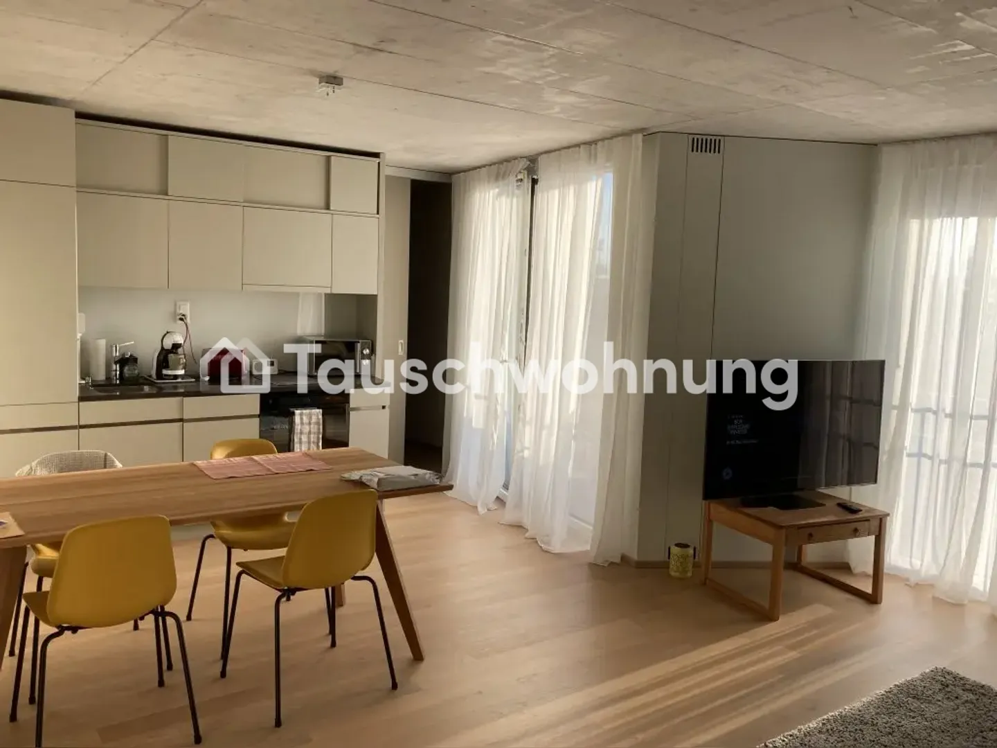 Exchange 2-room apartment Circle 8 - Photo 1 of 7