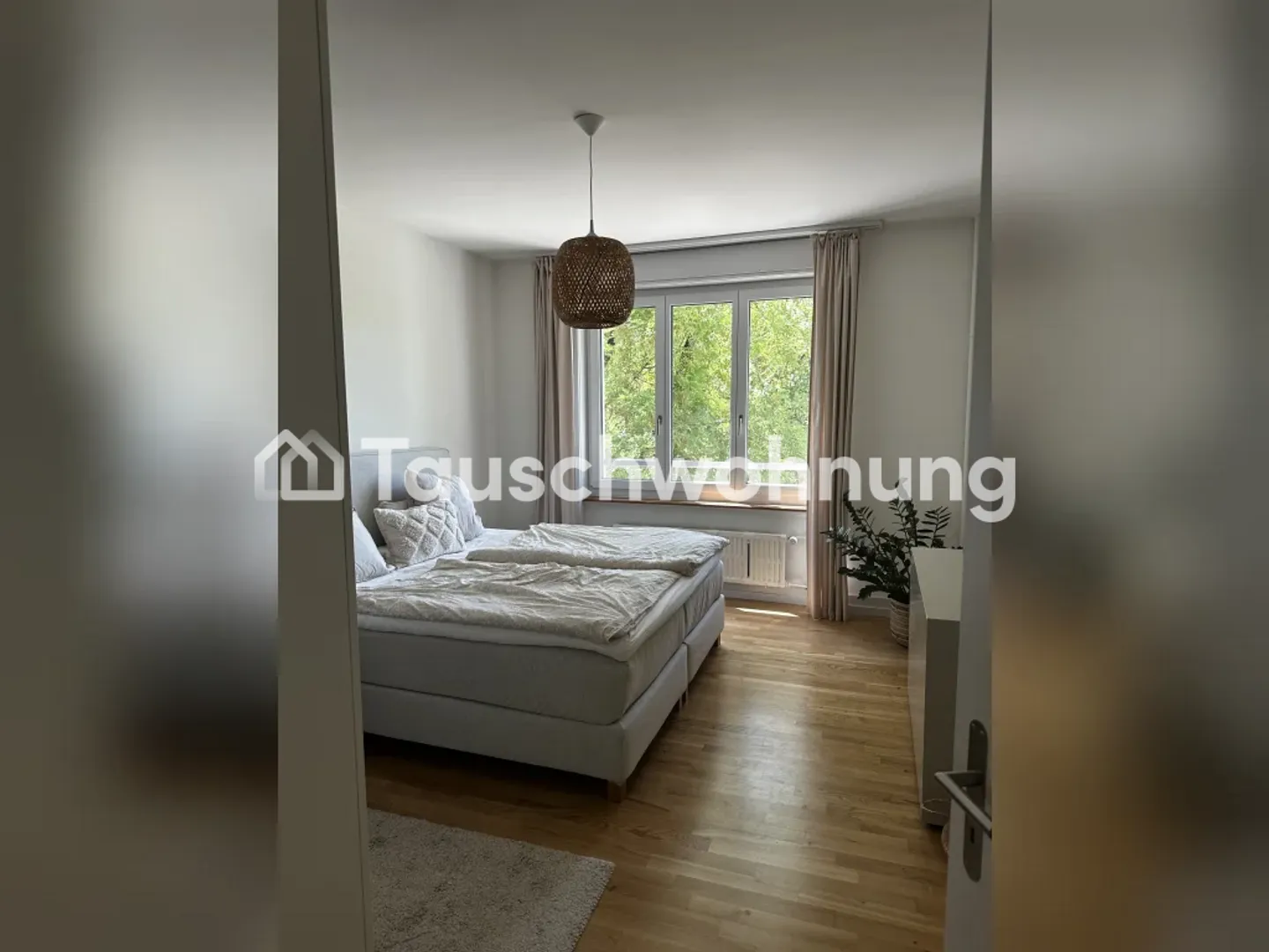 Appartement ancien rénové de 3,5 pièces, central dans le quartier 5 - Photo 3 sur 10