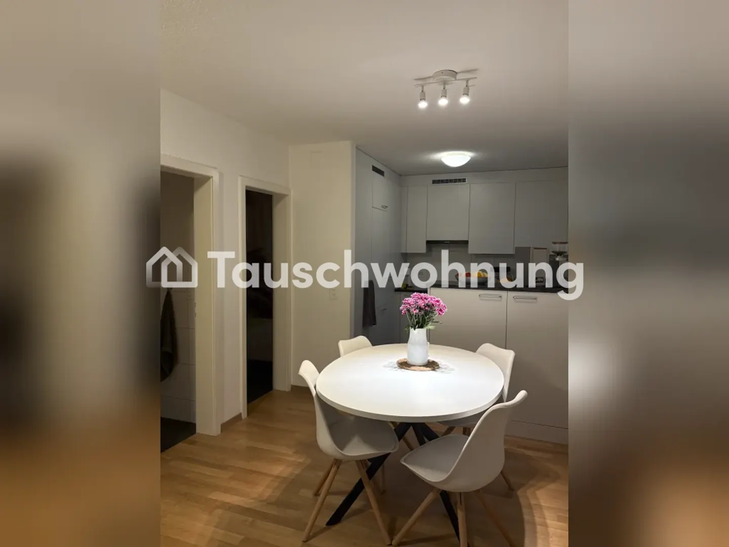 Charmante Wohnung in Adliswil - Foto 1 von 13