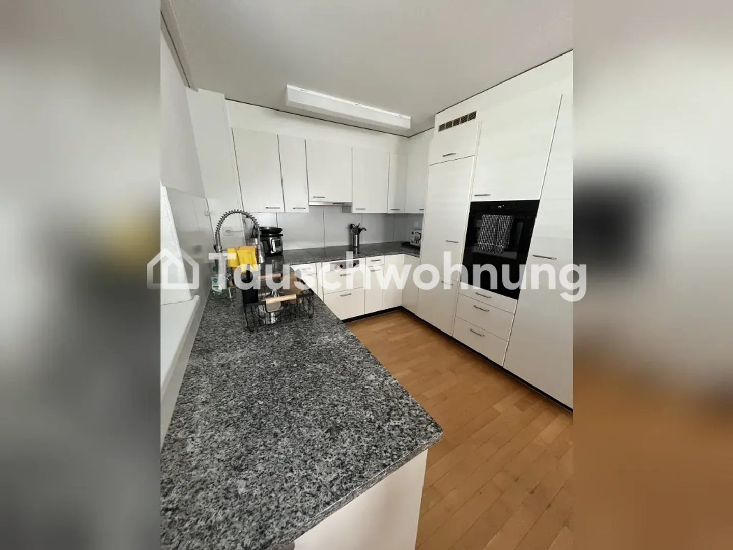 Cerco grande appartamento a Zurigo, offro appartamento a Regensdorf - Foto 1 di 3