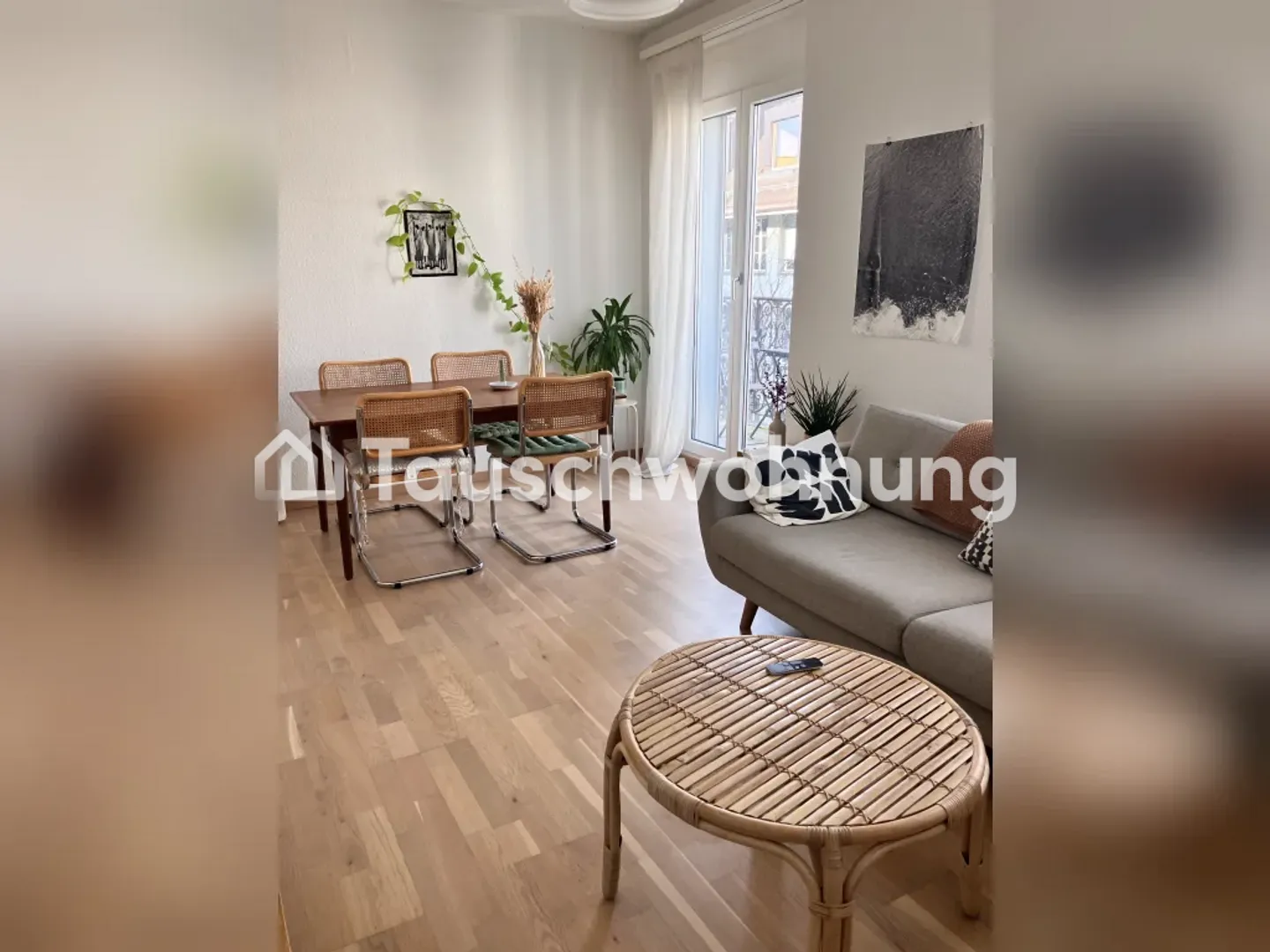 3 Room Apartment District 4 - Photo 4 of 13