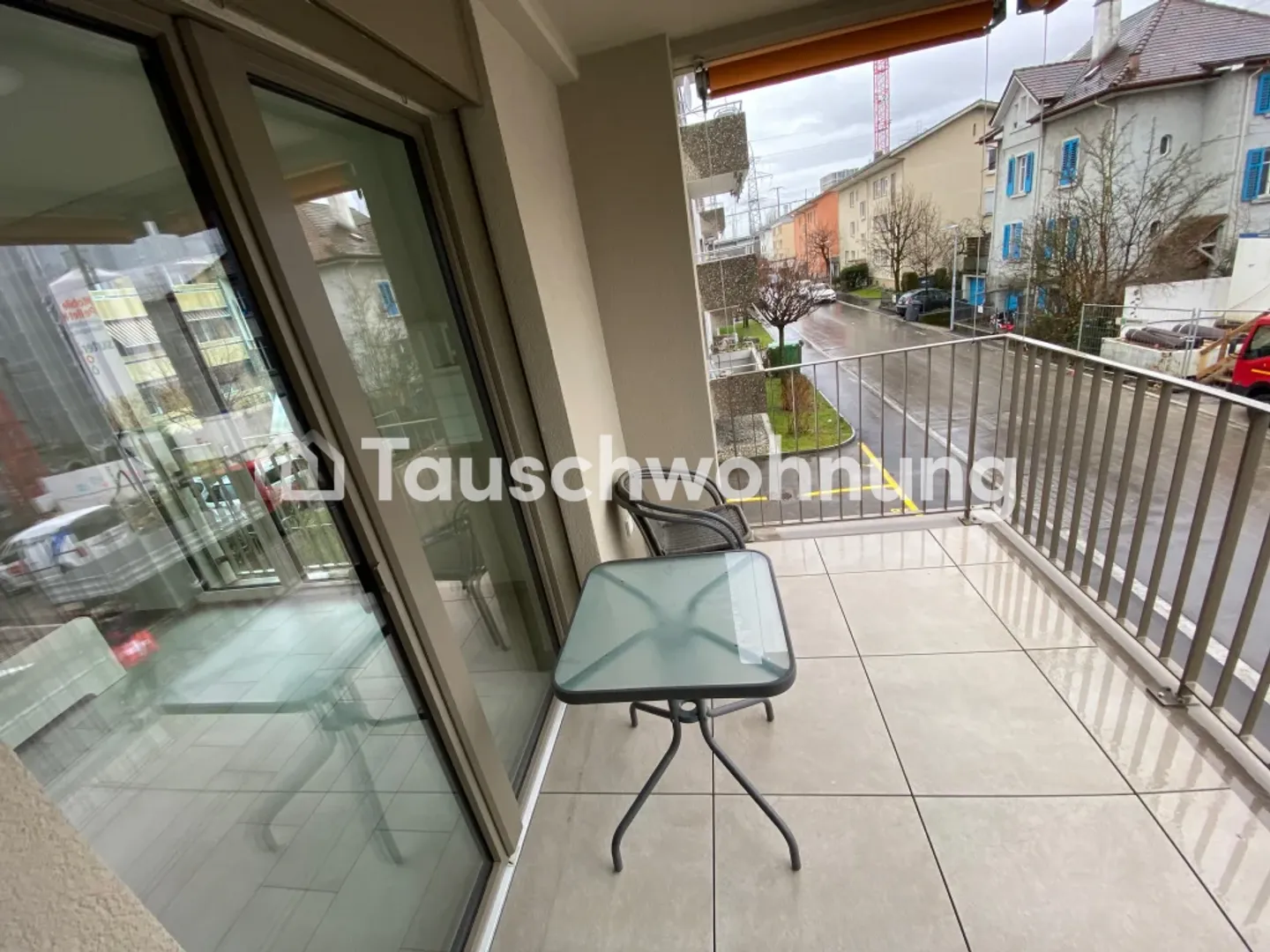 Exchange 40 m² 2-room apartment in Zurich Seebach, District 11 - Photo 10 of 12