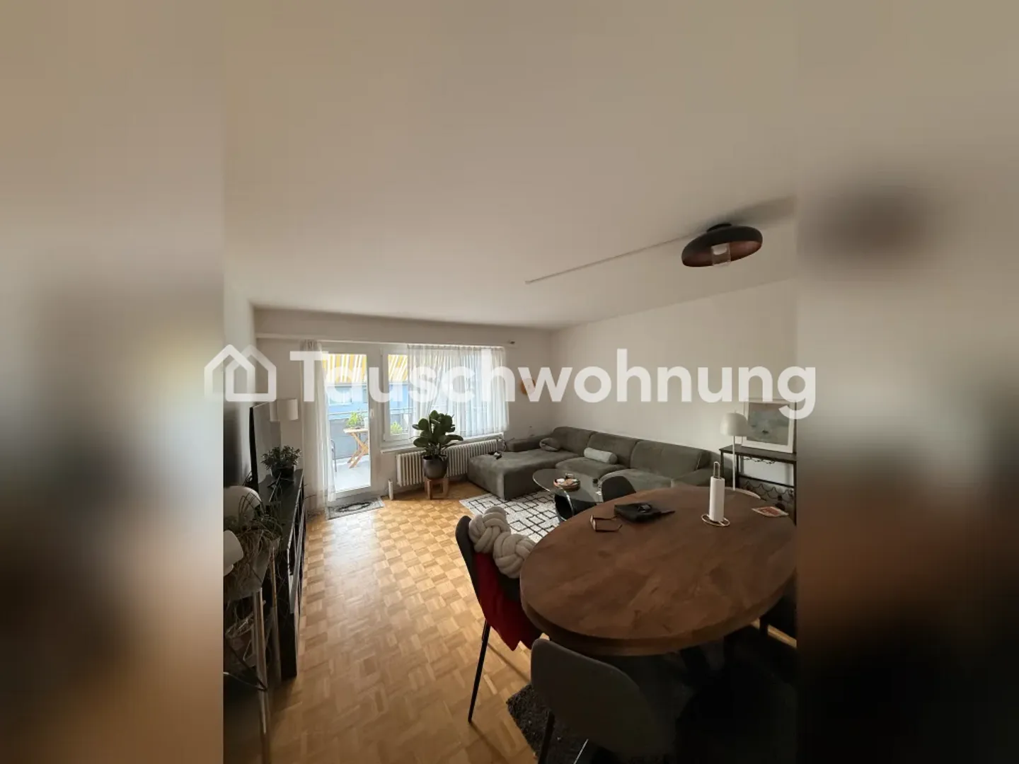 Gemütliche 3.5-Zimmer-Wohnung in Zürich - Foto 2 von 8