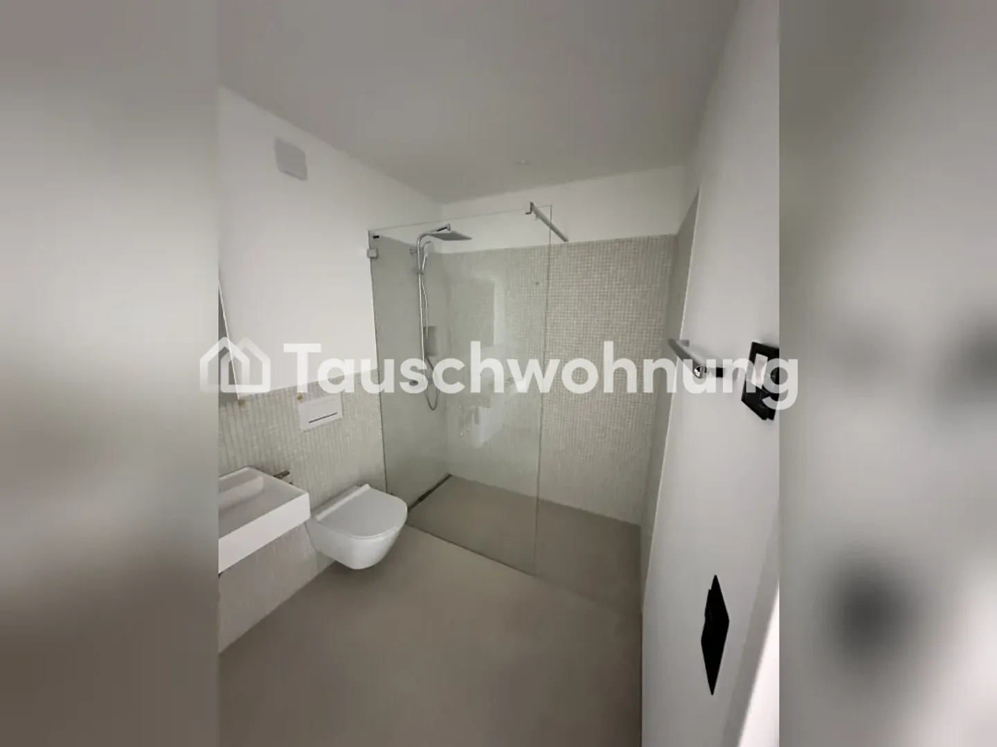 3.5 Room Apartment in Uitikon, 96 m² - Photo 3 of 12