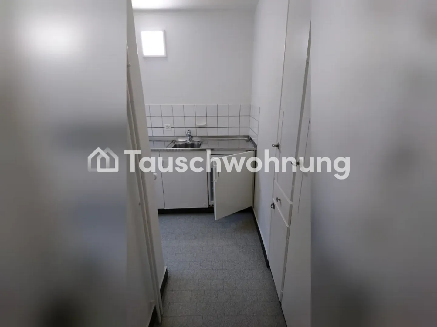 Studio in Zurich, District 10 - Photo 2 of 9