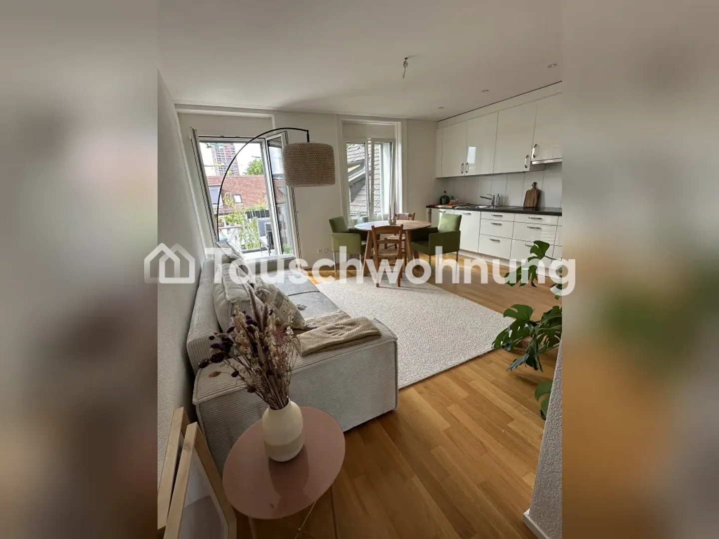 Helle 3-Zimmer-Wohnung in Zürich - Foto 1 von 5