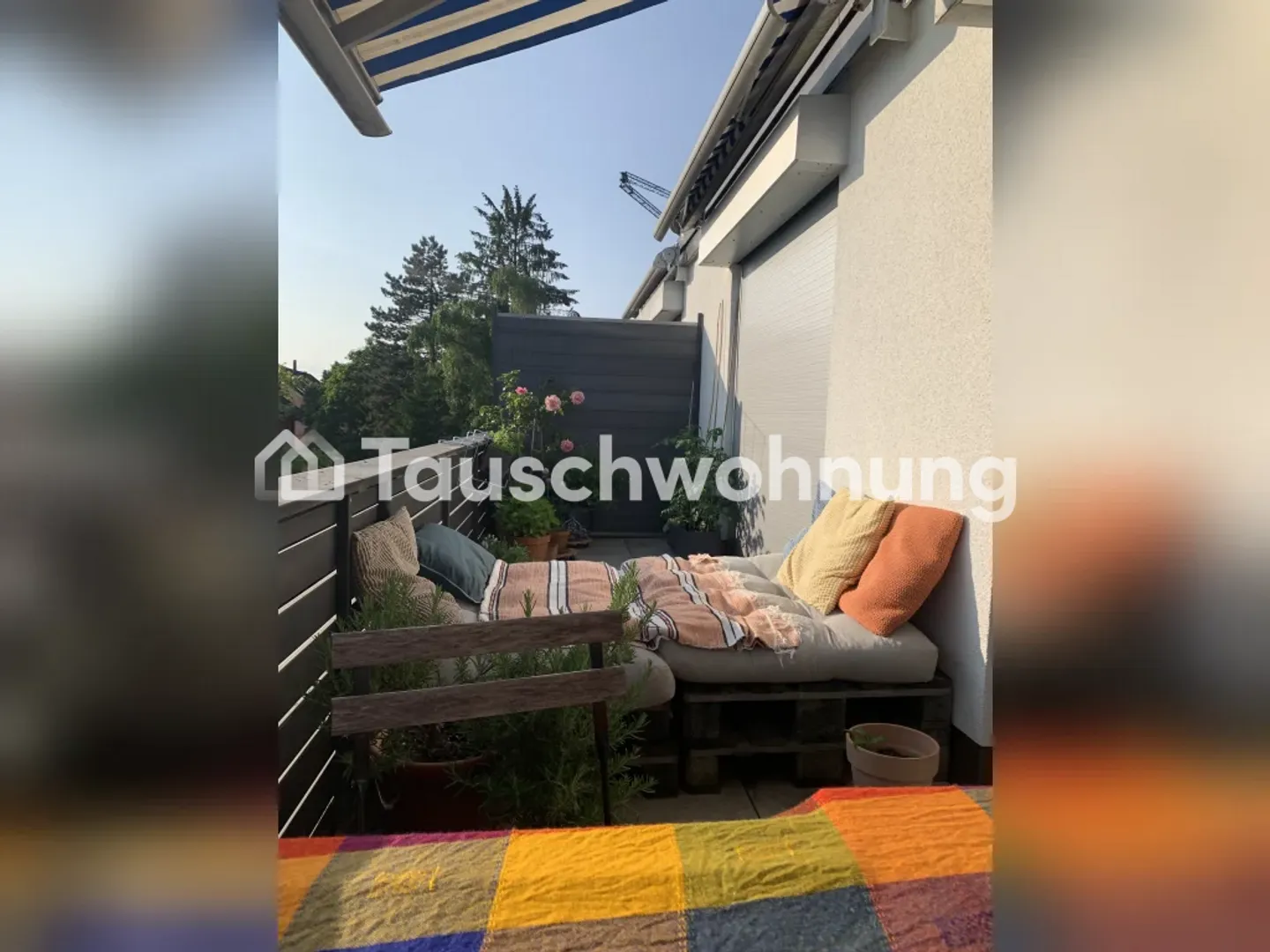Beautiful bright apartment with a view - Photo 4 of 10