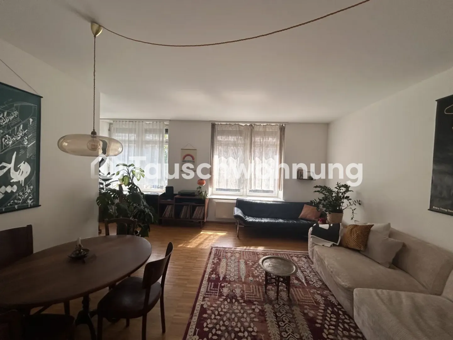 Ideal for singles or couples in Zurich, District 4 - Photo 1 of 10