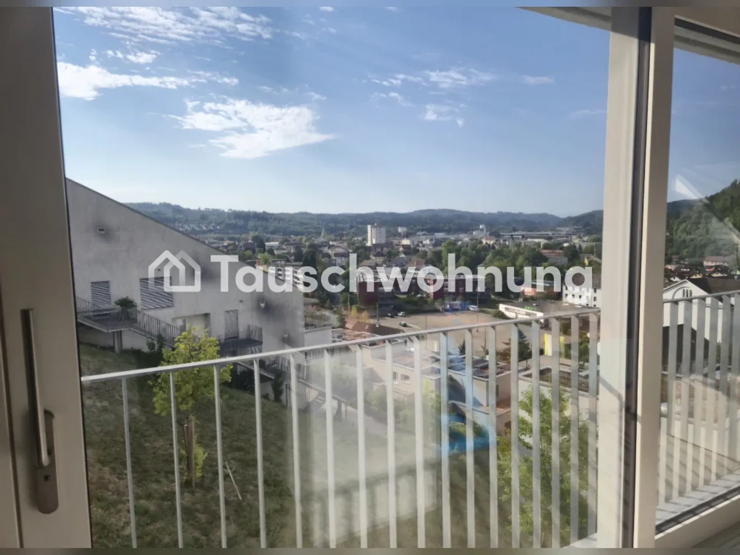 Ampio appartamento terrazzato di 4.5 locali (127m²) con molta privacy - Foto 1 di 7