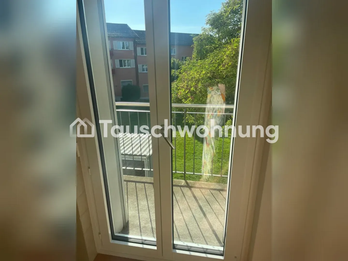 Quiet 2-room apartment in Albisrieden, with 2 balconies - Photo 1 of 7