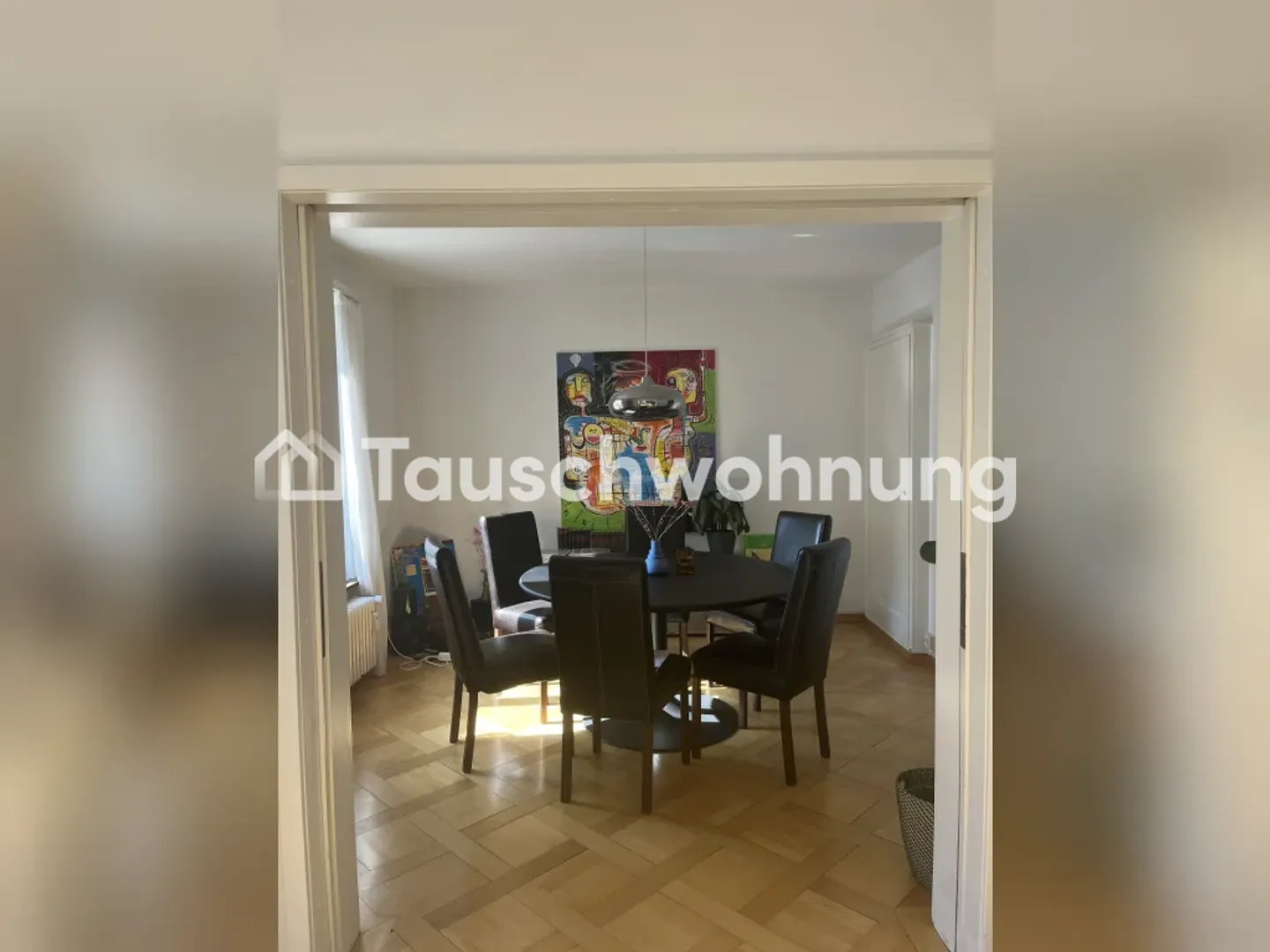 Bell'appartamento in un vecchio edificio nel distretto 6 per un appartamento equivalente - Foto 2 di 8