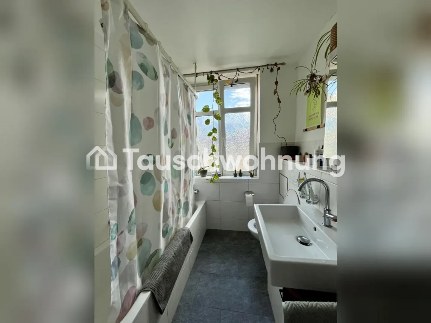 Altbau-Wohnung (2-Zimmer) in Basel (Schweiz) - Photo 3 of 5