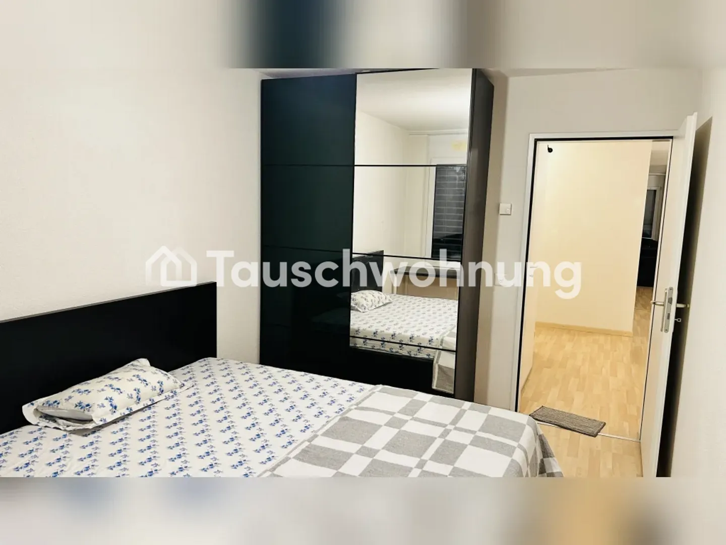2.5-room apartment in Zurich, District 11 - Photo 3 of 8