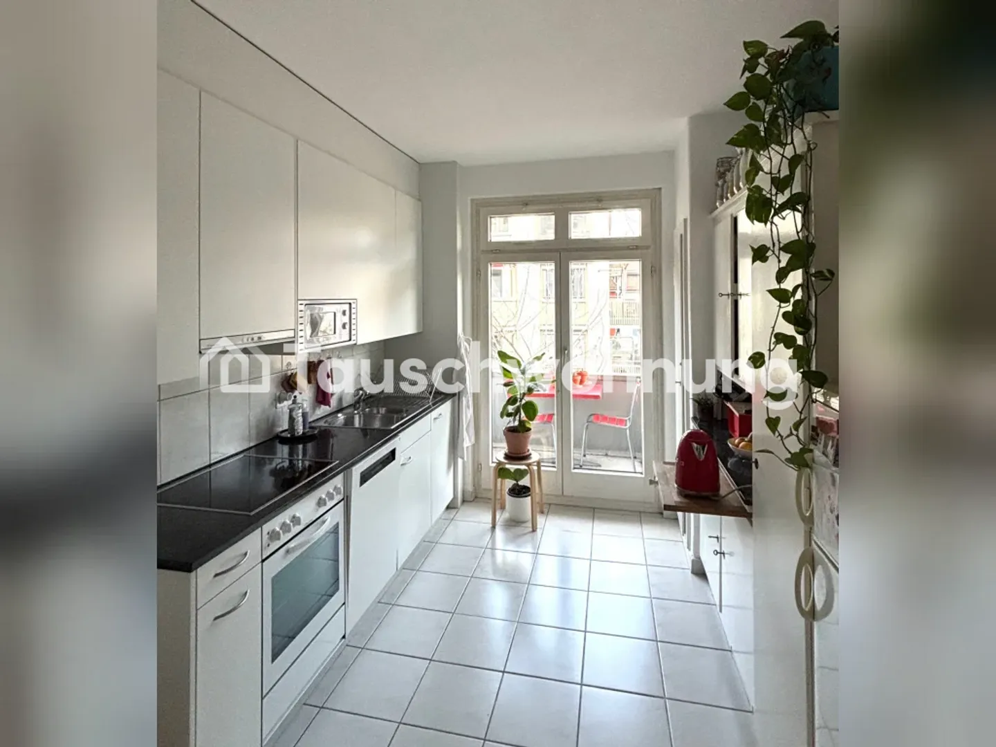 Exchange charming 3.5-room old apartment (8002) with 2 balconies - Photo 2 of 7