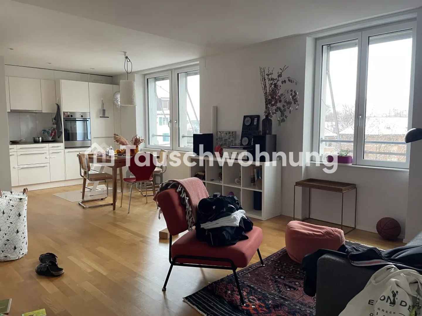 Helle 3-Zimmer-Wohnung in Zürich - Foto 1 von 6