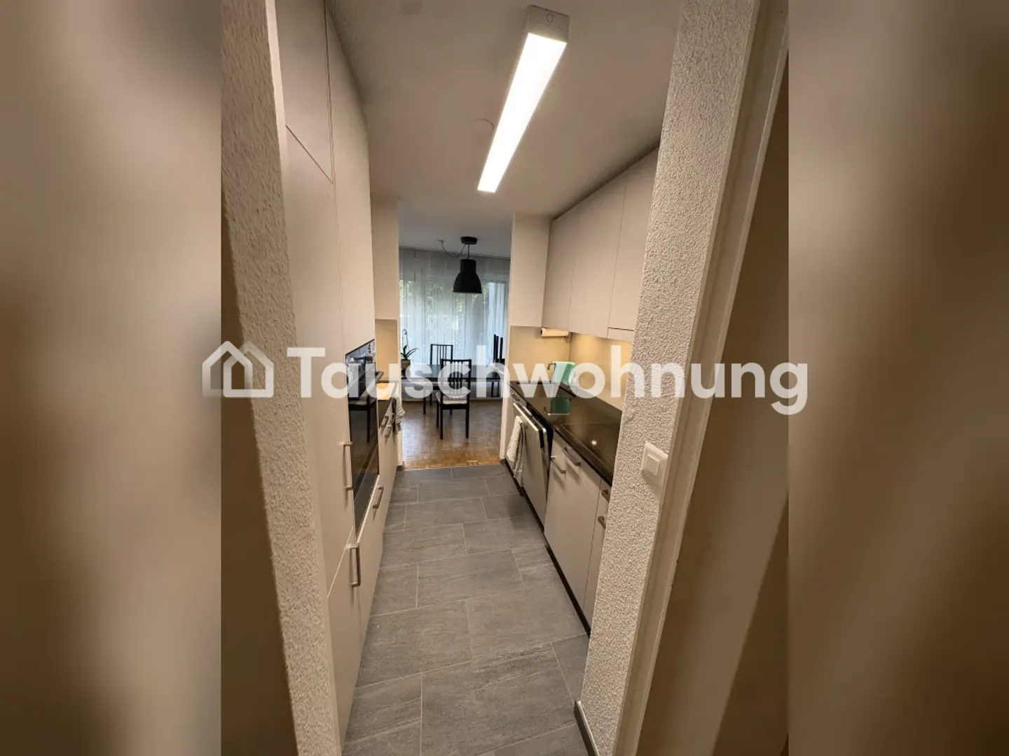 Échange d'un appartement de 2,5 pièces avec jardin à Wallisellen - Photo 3 sur 9