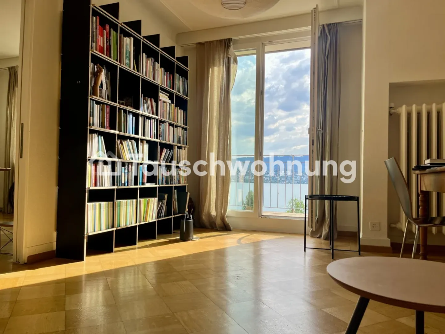 4-room apartment with balcony and unobstructed lake view - Photo 1 of 13