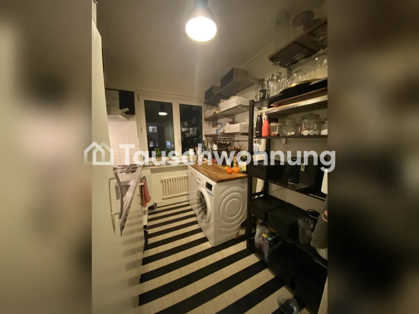 Exchange: 4-room apartment in Zurich 10 for smaller apartment - Photo 4 of 5