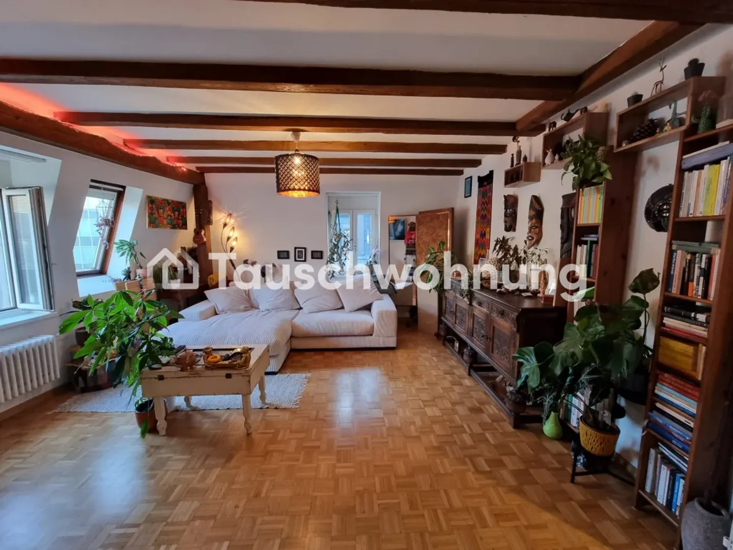 Exchange 2.5-room apartment in Zurich, District 3 - Photo 1 of 6