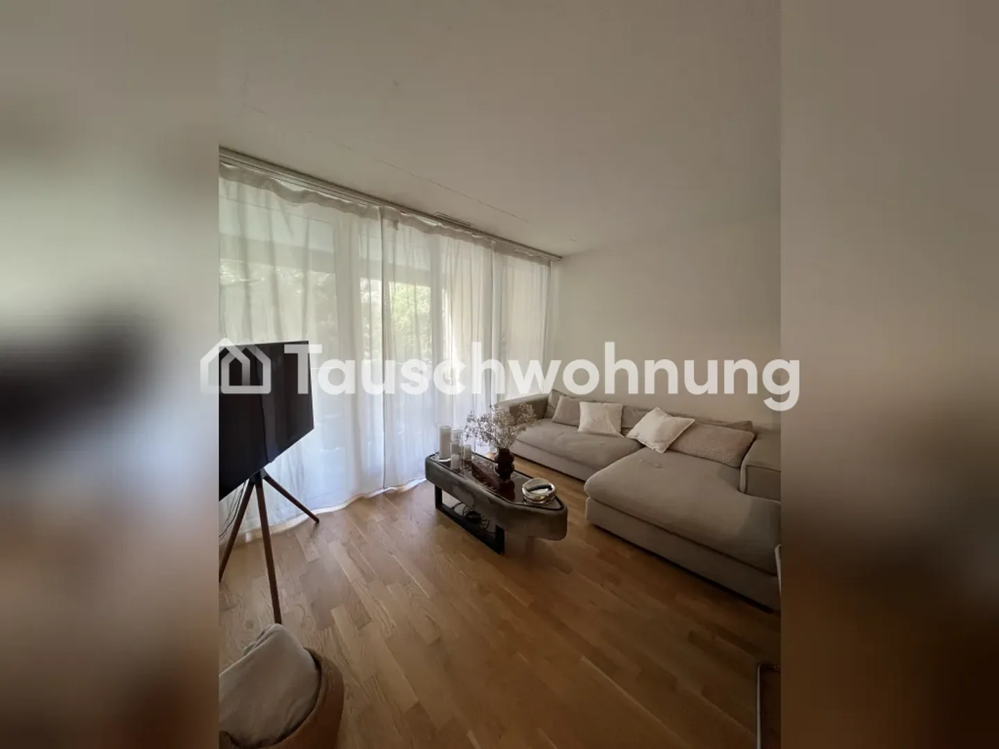 2.5-room apartment in Zurich, District 9 - Photo 4 of 9