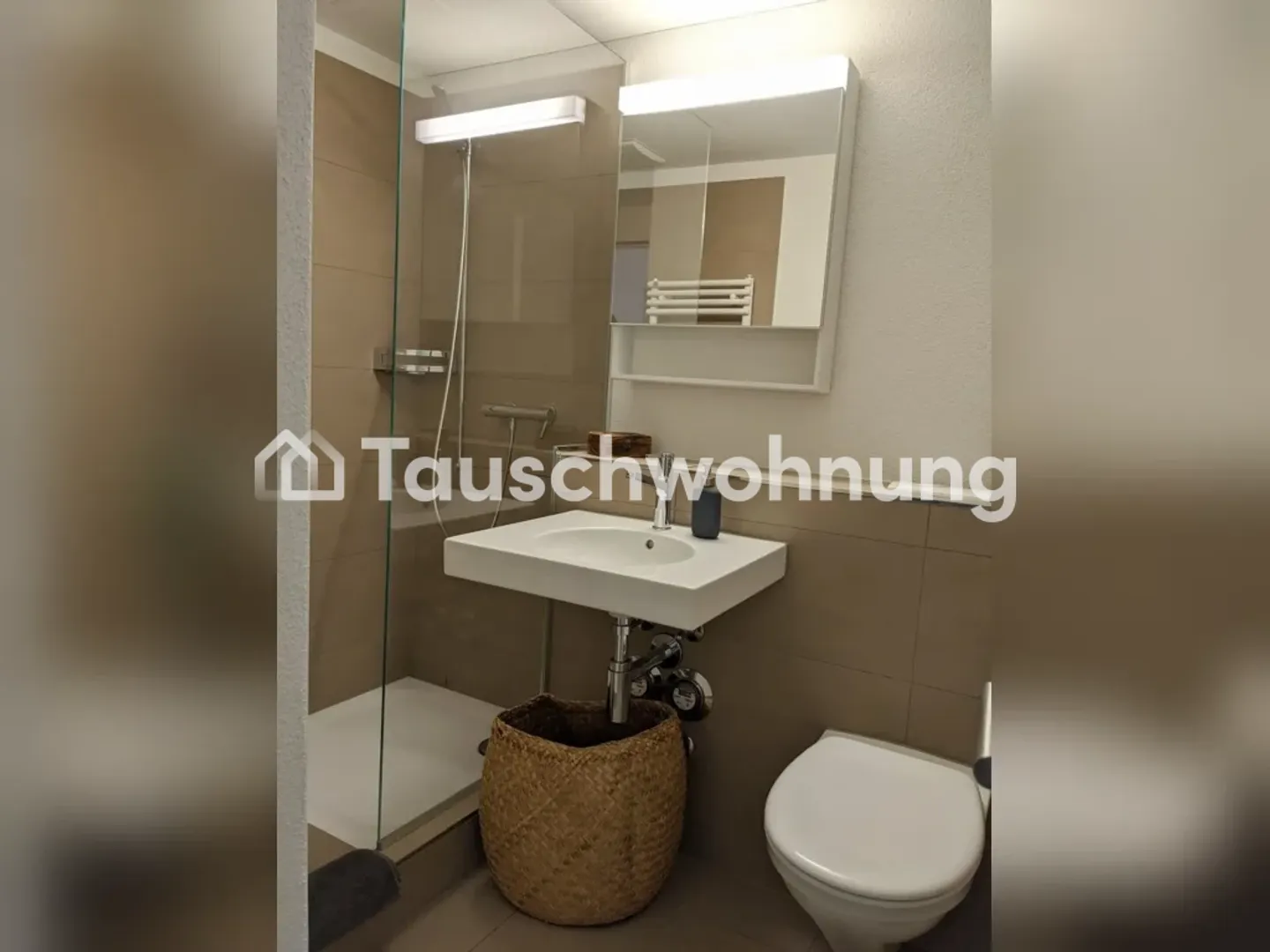 Kompakte Wohnung mit Aussicht - Foto 3 von 3