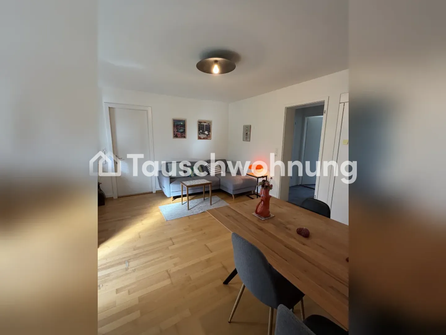 2.5 Room Apartment in Zurich, District 3, 55 m², Parking - Photo 5 of 11
